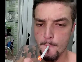 Banheir&atilde;o &lpar;Tes&atilde;o No Chuveiro&rpar;